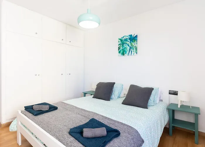 Home2book Lovely Ocean Views דירה *