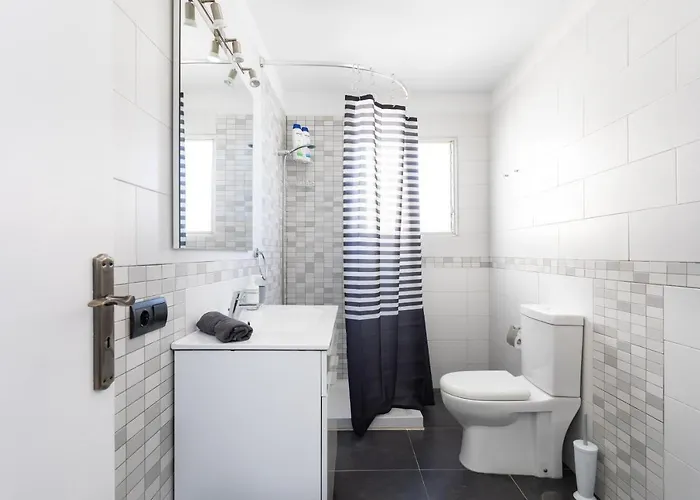 Home2book Lovely Ocean Views Lägenhet *