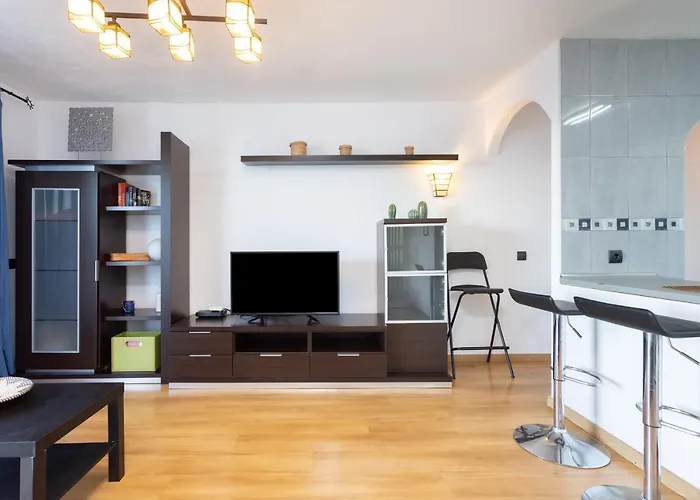 Home2book Lovely Ocean Views Апартаменты